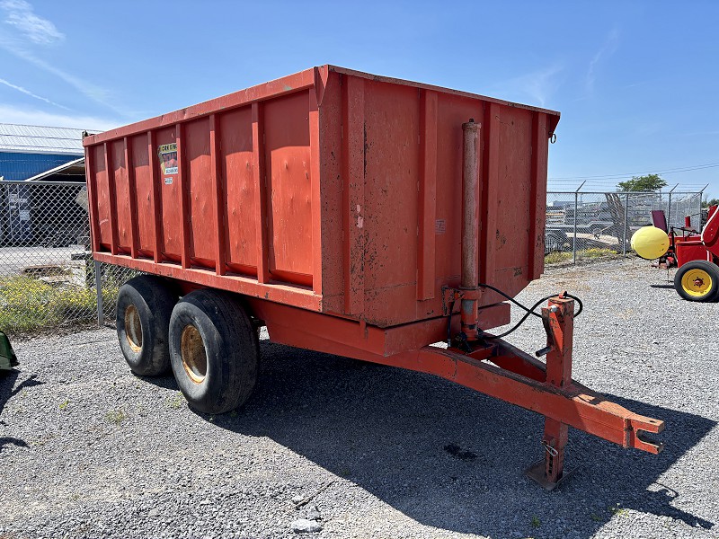 1985 DEMCO CORN KING DUMP TRAILER