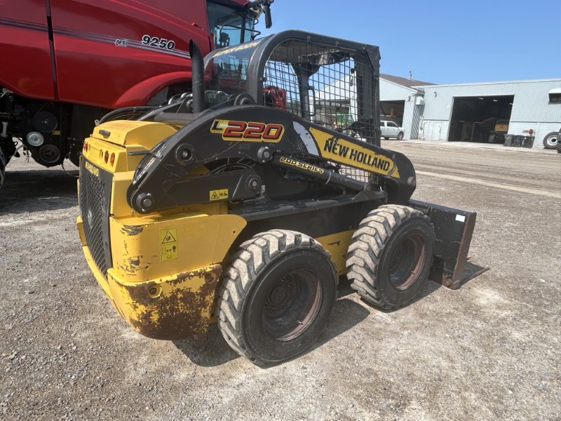 2018 NEW HOLLAND L220 SKID STEER LOADER