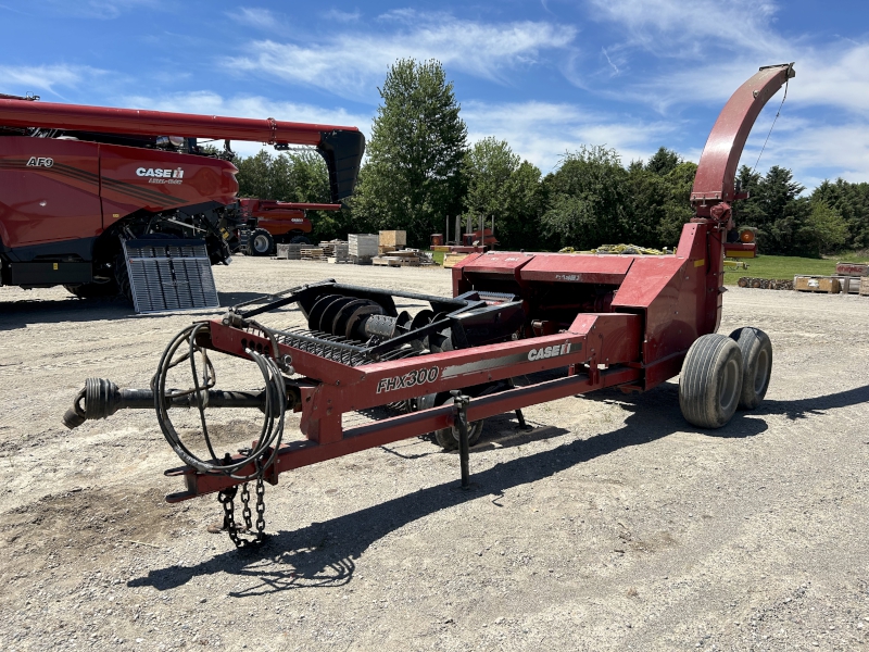 2016 CASE IH FHX300 PULL TYPE FORAGE HARVESTER