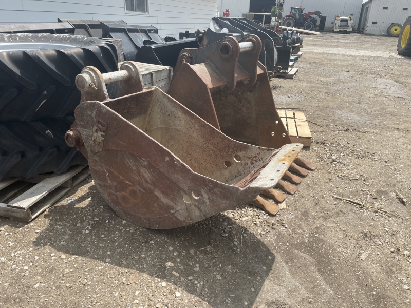 2013 CASE CX160C EXCAVATOR