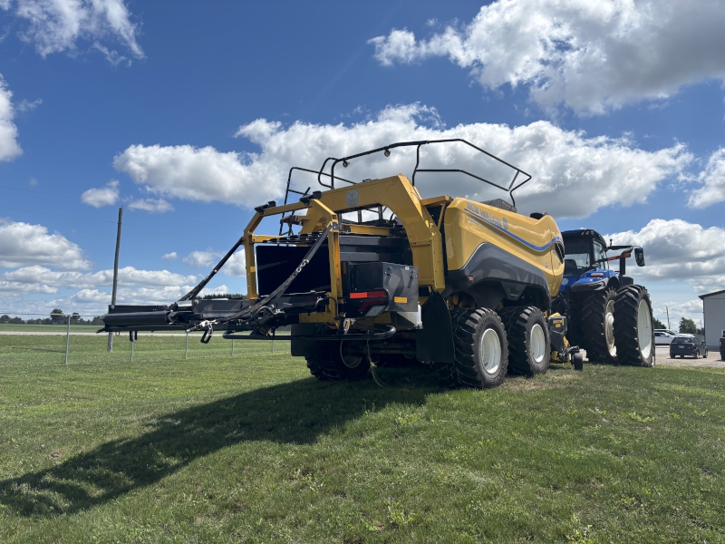 2025 NEW HOLLAND BIGBALER 340R HD LARGE SQUARE BALER