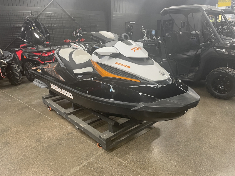 2014 SEA-DOO RXT 260 PERSONAL WATERCRAFT