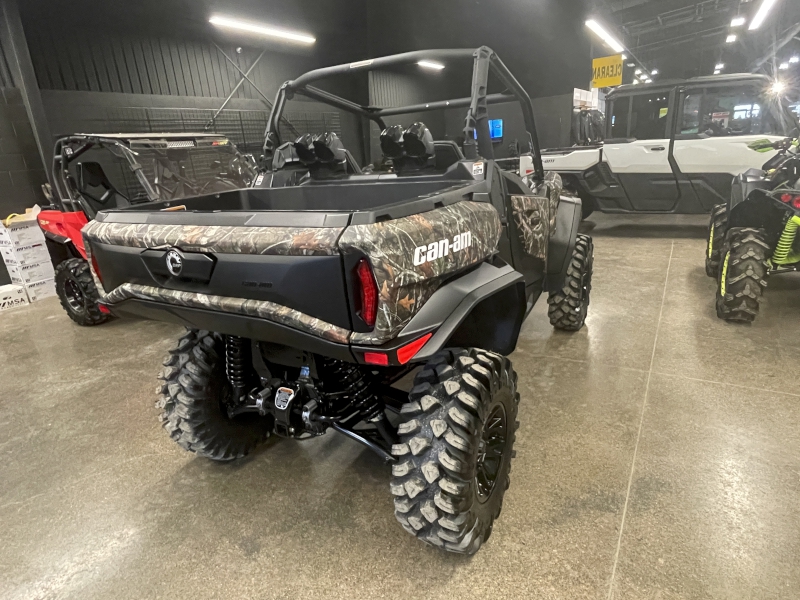2026 CAN-AM COMMANDER XMR 1000R SIDE BY SIDE