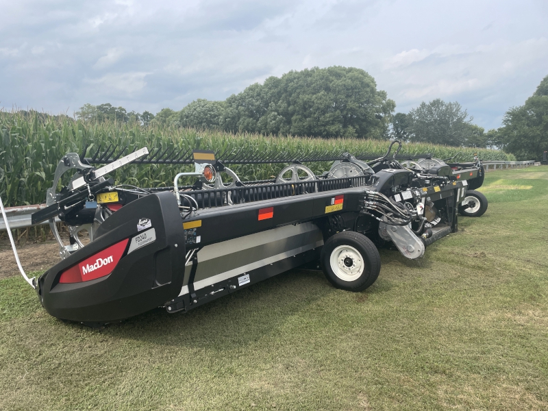 2022 MACDON FD240 FLEX DRAPER HEAD
