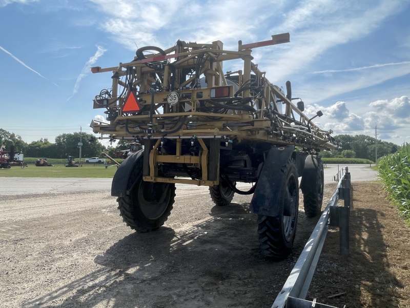 2013 ROGATOR RG1300 SELF PROPELLED SPRAYER