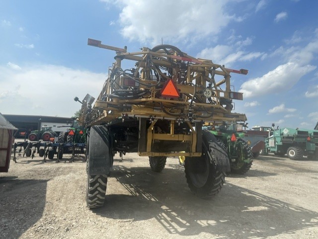 2013 ROGATOR RG1300 SELF PROPELLED SPRAYER
