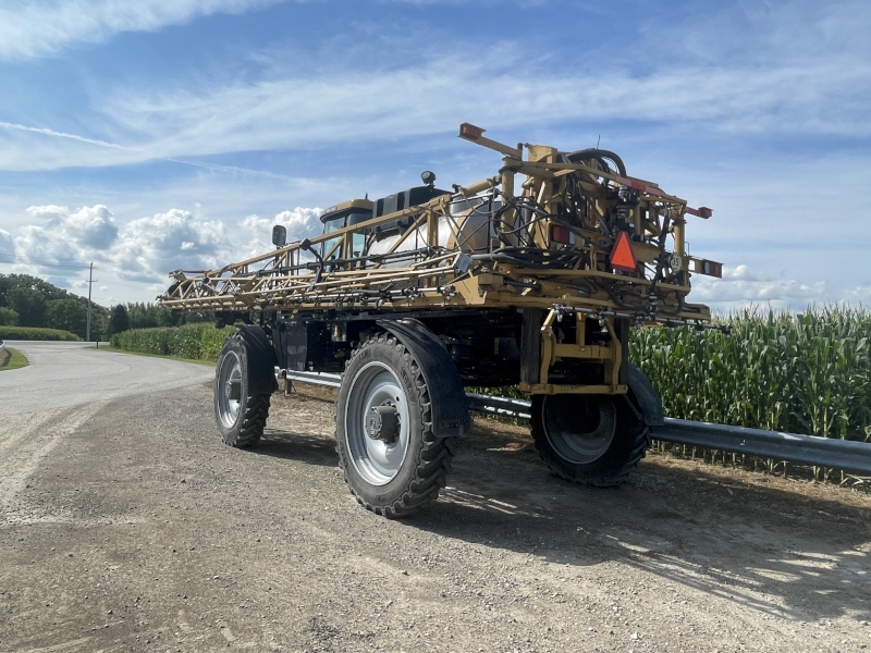 2013 ROGATOR RG1300 SELF PROPELLED SPRAYER
