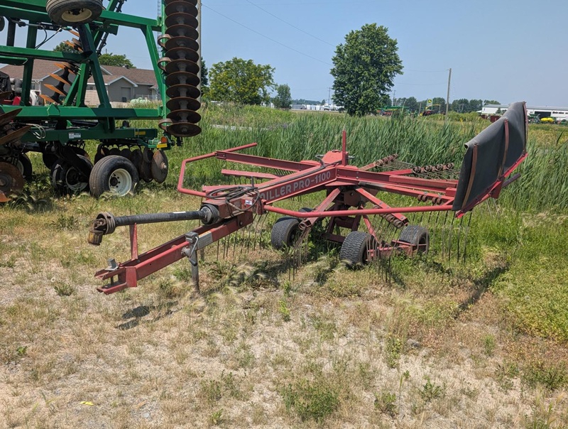 2017 MILLER PRO 1100 ROTARY RAKE