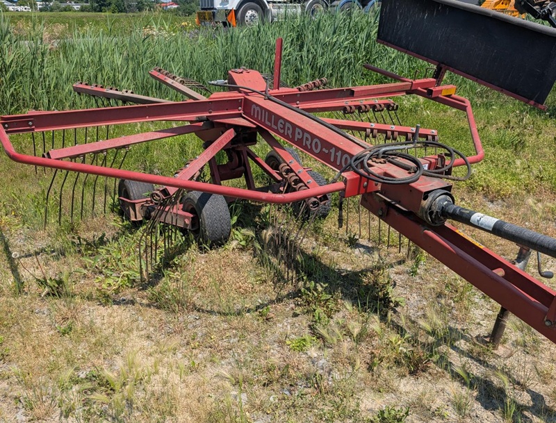 2017 MILLER PRO 1100 ROTARY RAKE
