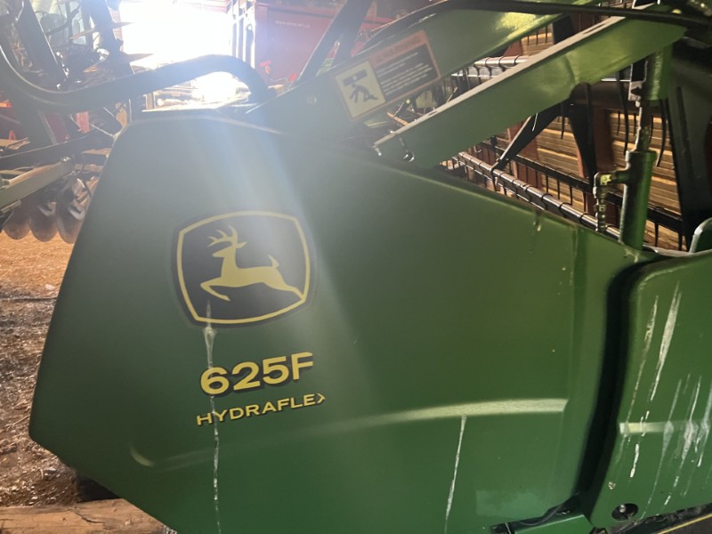 2005 JOHN DEERE 625F FLEX HEAD WITH CART