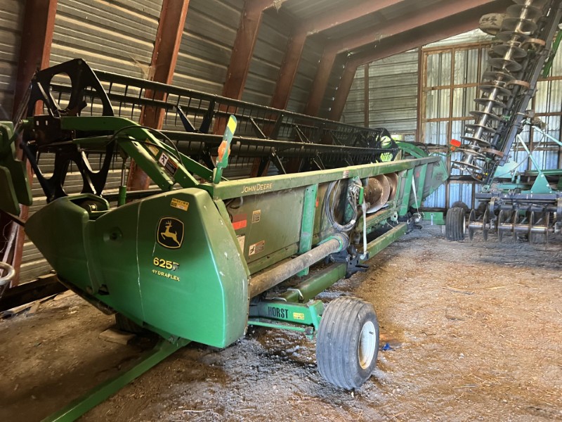 2005 JOHN DEERE 625F FLEX HEAD WITH CART