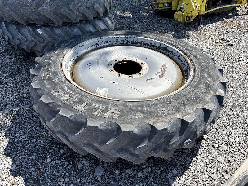 380/90R46 SPRAYER TIRES AND RIMS