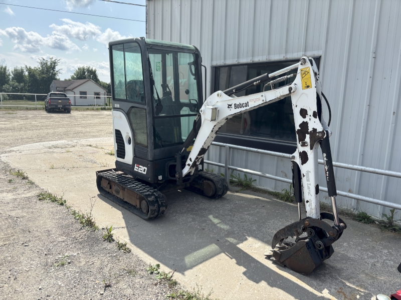 2017 BOBCAT E20 MINI EXCAVATOR