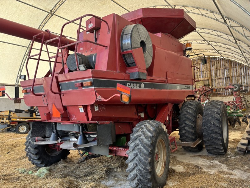 2005 CASE IH 2388 AXIAL FLOW COMBINE