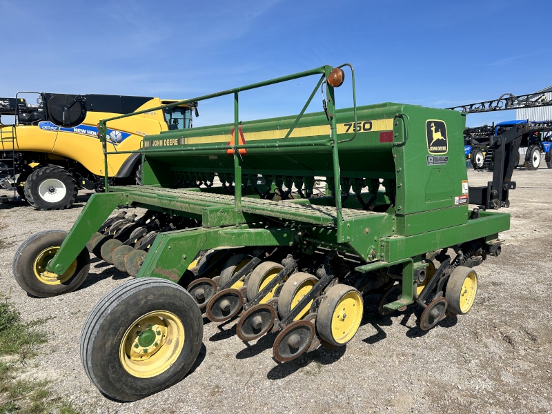 1994 JOHN DEERE 750 NO-TILL DRILL