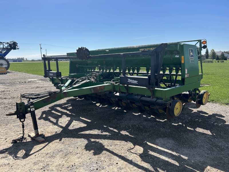 1994 JOHN DEERE 750 NO-TILL DRILL