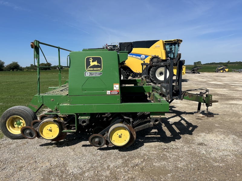 1994 JOHN DEERE 750 NO-TILL DRILL