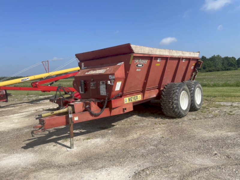2007 MEYER 7500 V-FORCE MANURE SPREADER