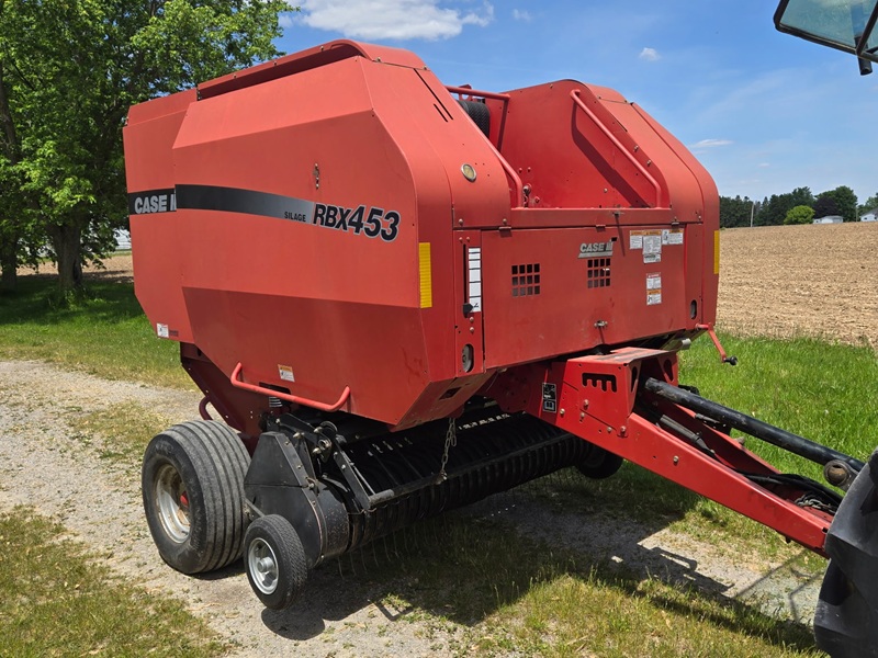 2007 CASE IH RBX453 ROUND BALER