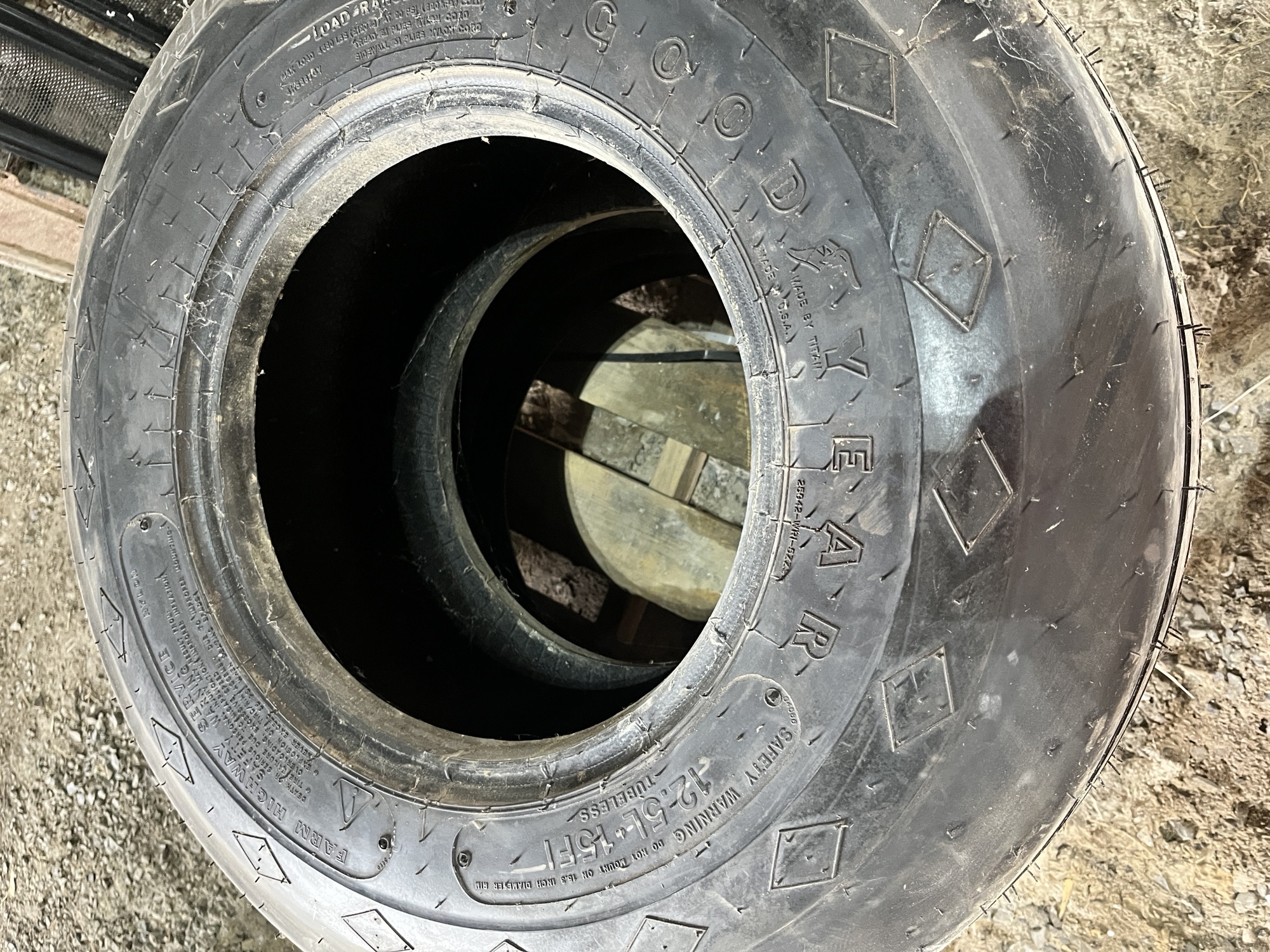 2020 GOODYEAR 12.5SL X15FI TIRE