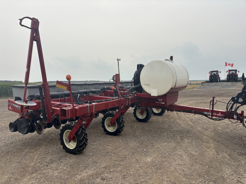 2010 CASE IH 1220 12 ROW PLANTER