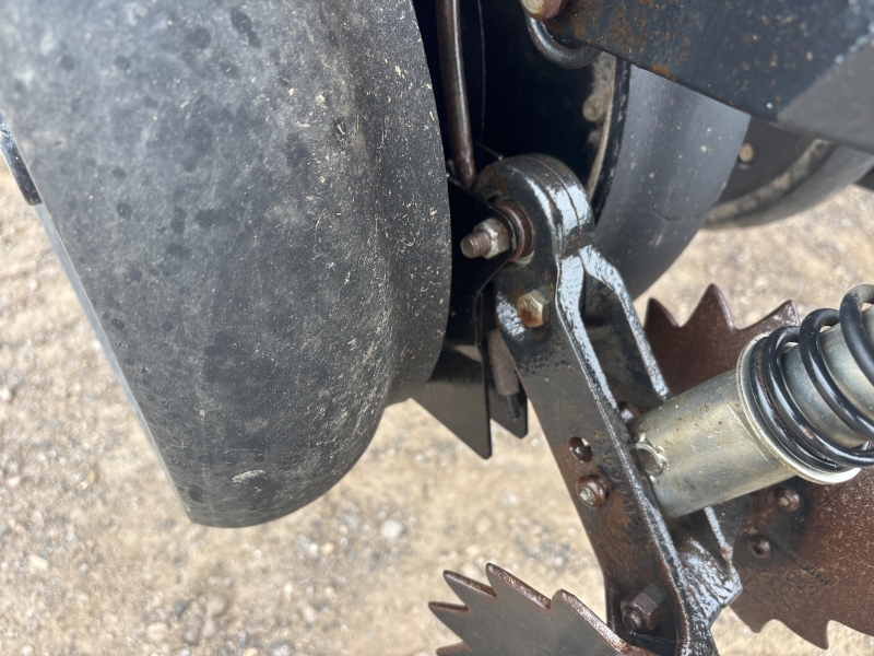 2010 CASE IH 1220 12 ROW PLANTER