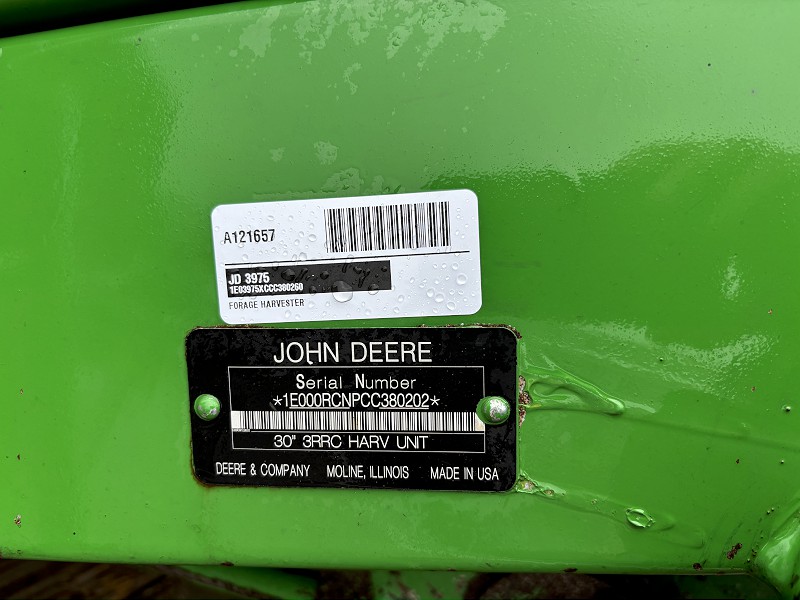 2012 JOHN DEERE 3975 PULL TYPE FORAGE HARVESTER PACKAGE WITH TWO HEADS