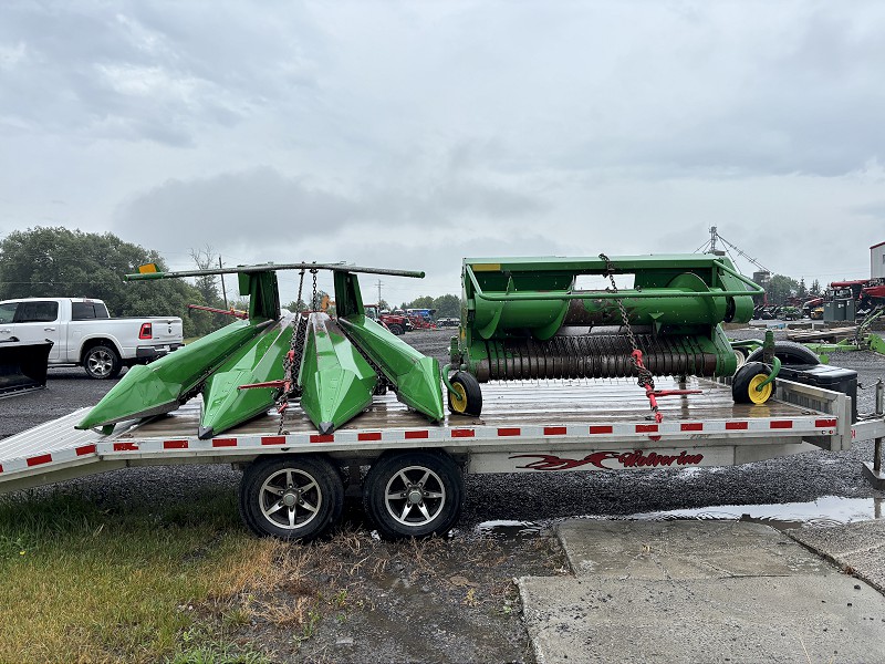 2012 JOHN DEERE 3975 PULL TYPE FORAGE HARVESTER PACKAGE WITH TWO HEADS