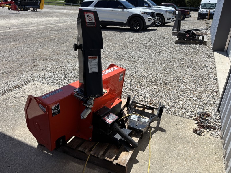 2024 KUBOTA GF1800-R FRONT MOUNT MOWER WITH SNOWBLOWER