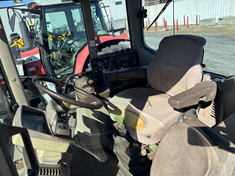2005 JOHN DEERE 6420 TRACTOR WITH LOADER