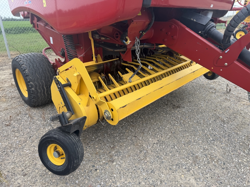 2021 NEW HOLLAND ROLL-BELT 450 ROUND BALER
