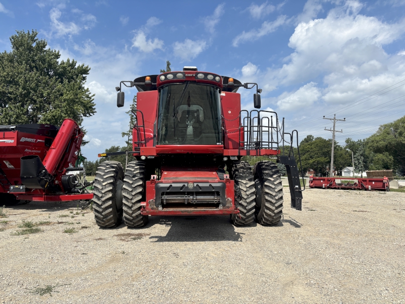 2007 CASE IH 7010 AXIAL FLOW COMBINE
