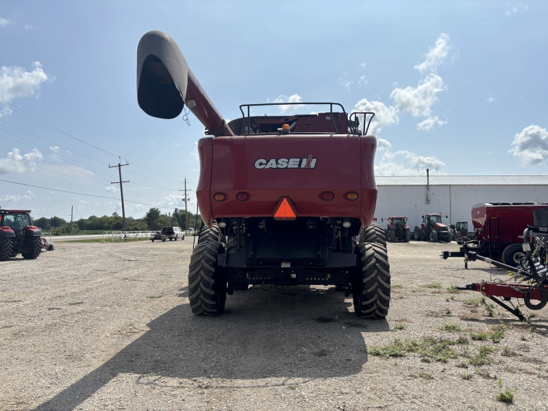 2007 CASE IH 7010 AXIAL FLOW COMBINE