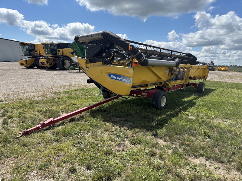 2005 NEW HOLLAND CR940 COMBINE PACKAGE WITH FLEX HEAD AND CART