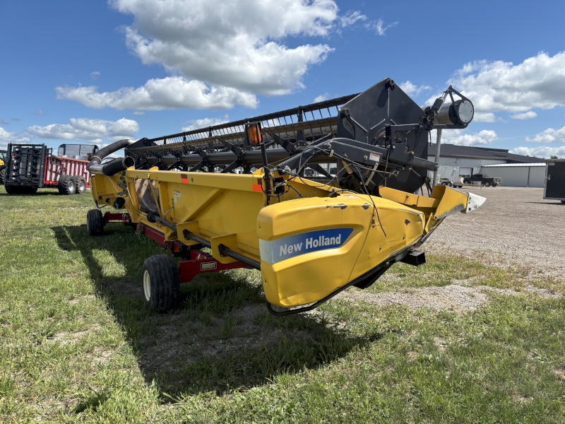2005 NEW HOLLAND CR940 COMBINE PACKAGE WITH FLEX HEAD AND CART