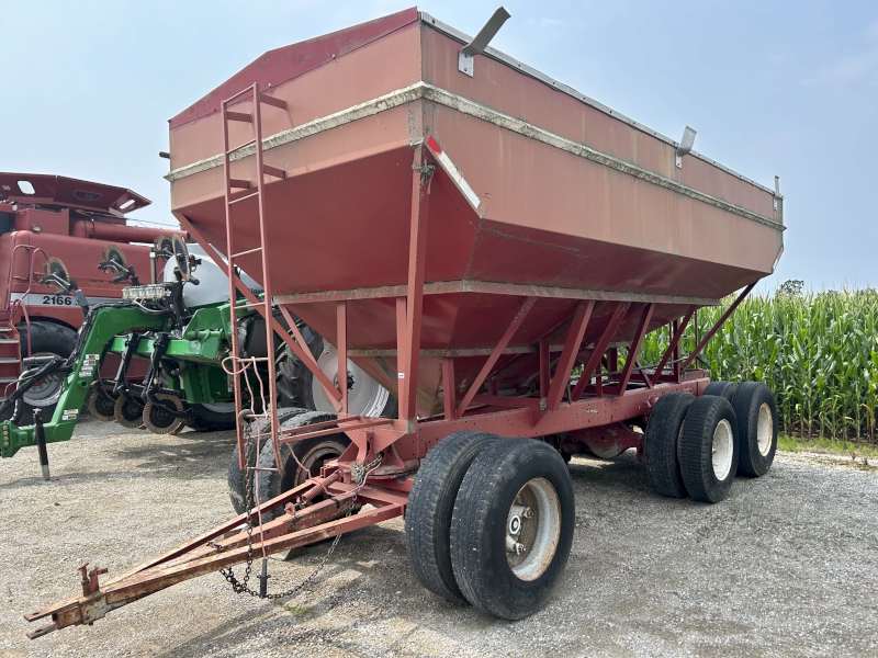1995 700 BUSHEL GRAVITY BOX