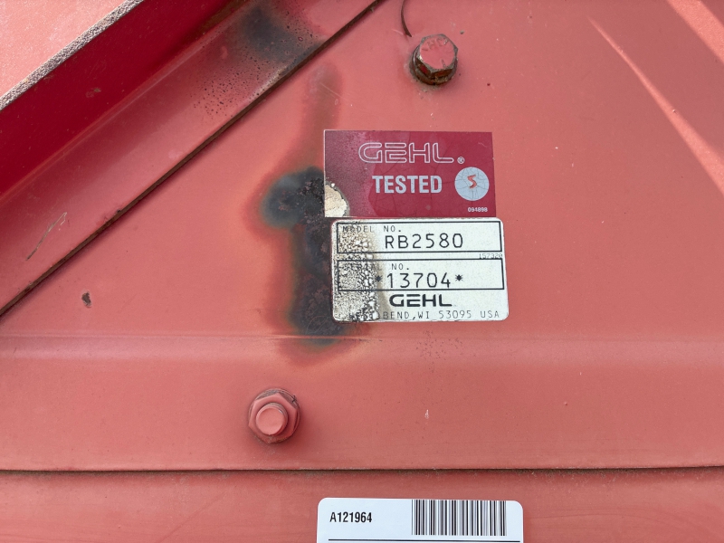 2003 GEHL 2580 ROUND BALER