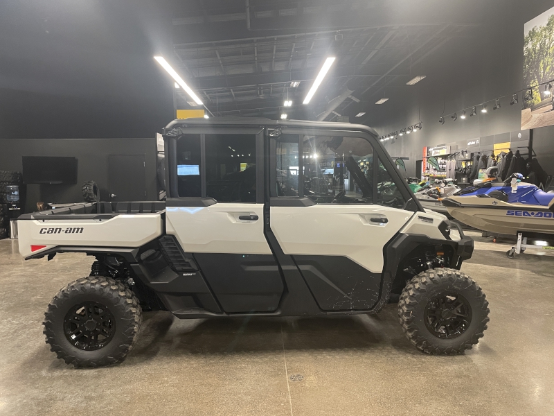 Side-by-Side/Utility Vehicle  2026 CAN-AM DEFENDER MAX LIMITED HD11 SIDE BY SIDE Photo