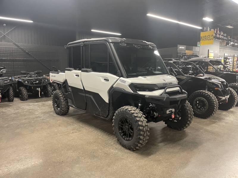 Side-by-Side/Utility Vehicle  2026 CAN-AM DEFENDER MAX LIMITED HD11 SIDE BY SIDE Photo