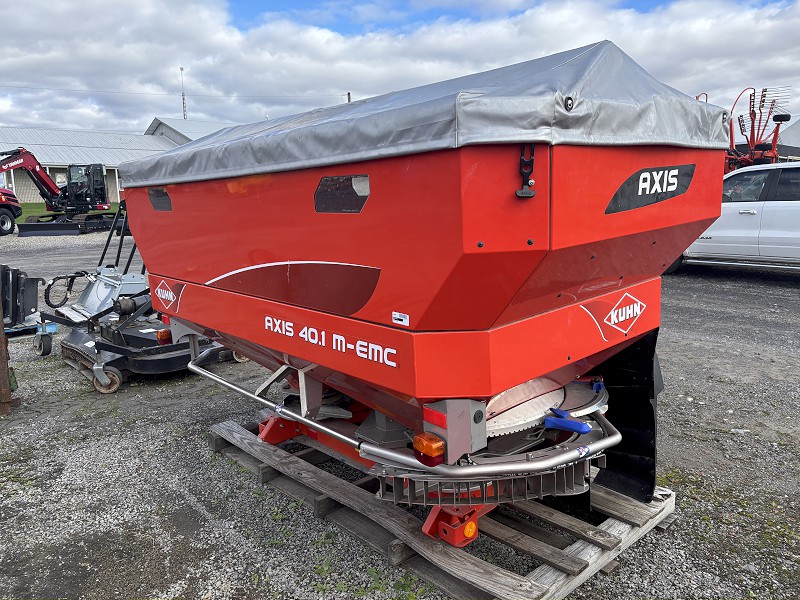 2015 KUHN AXIS 40.1 M-EMC FERTILIZER SPREADER