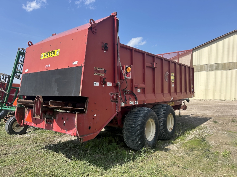 2012 MEYER 9520W MANURE SPREADER