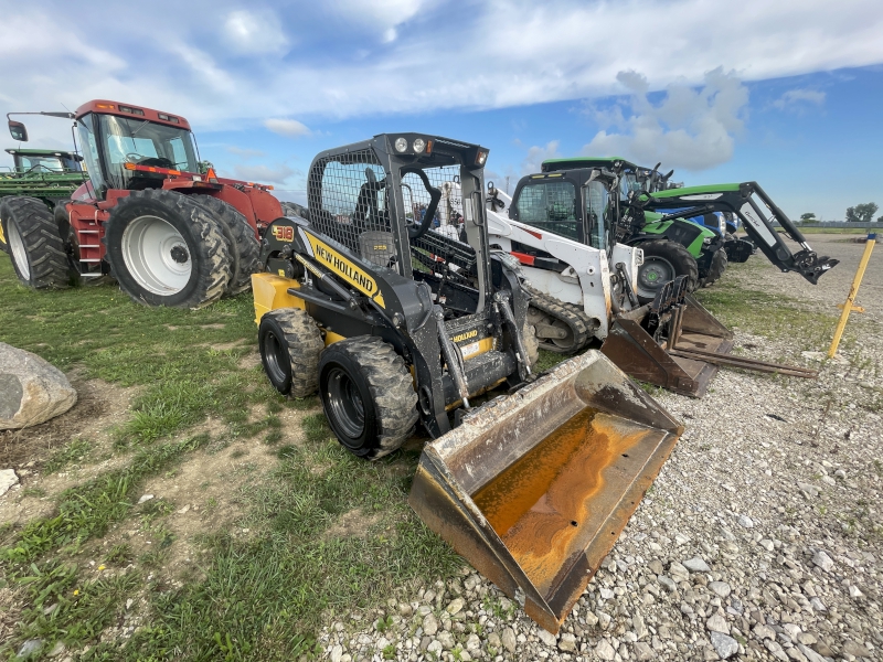 2021 NEW HOLLAND L318 SKID STEER LOADER