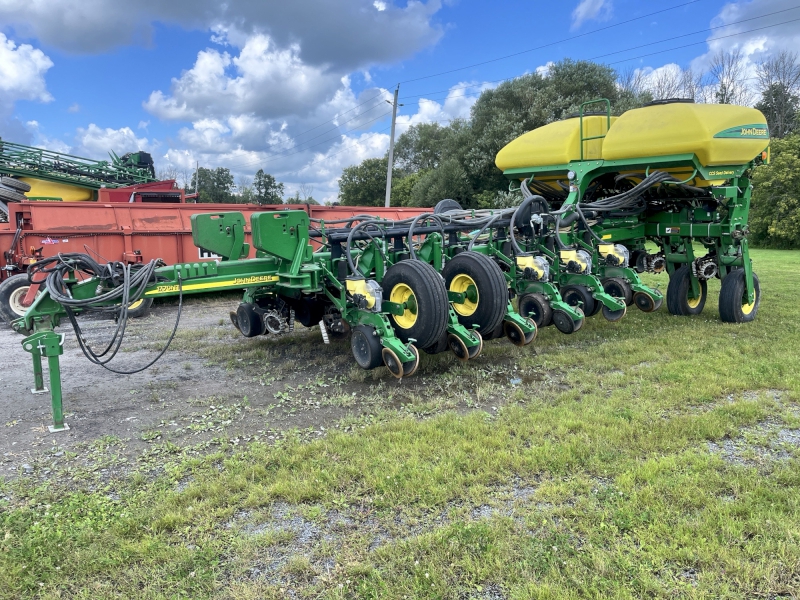 2009 JOHN DEERE 1770NT PLANTER