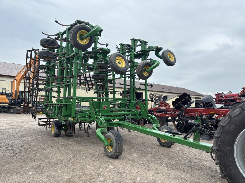 2013 JOHN DEERE 2210 FIELD CULTIVATOR