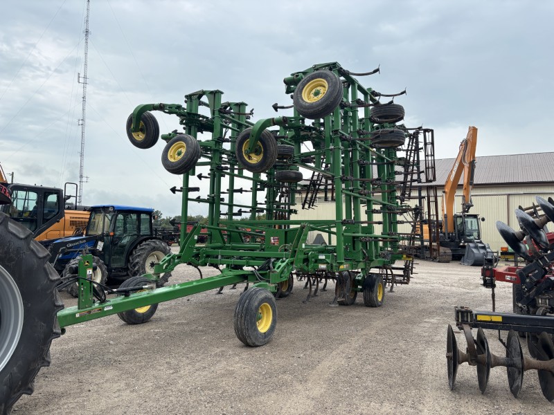 2013 JOHN DEERE 2210 FIELD CULTIVATOR