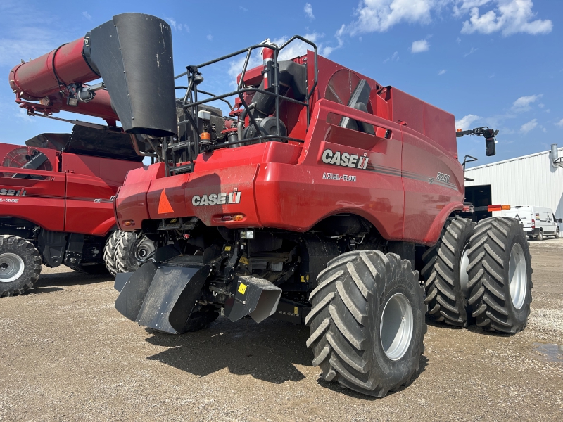 2021 CASE IH 8250 AXIAL FLOW COMBINE