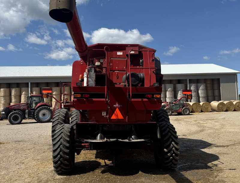 2005 CASE IH 2388 AXIAL-FLOW COMBINE PACKAGE WITH FLEX HEAD AND CART