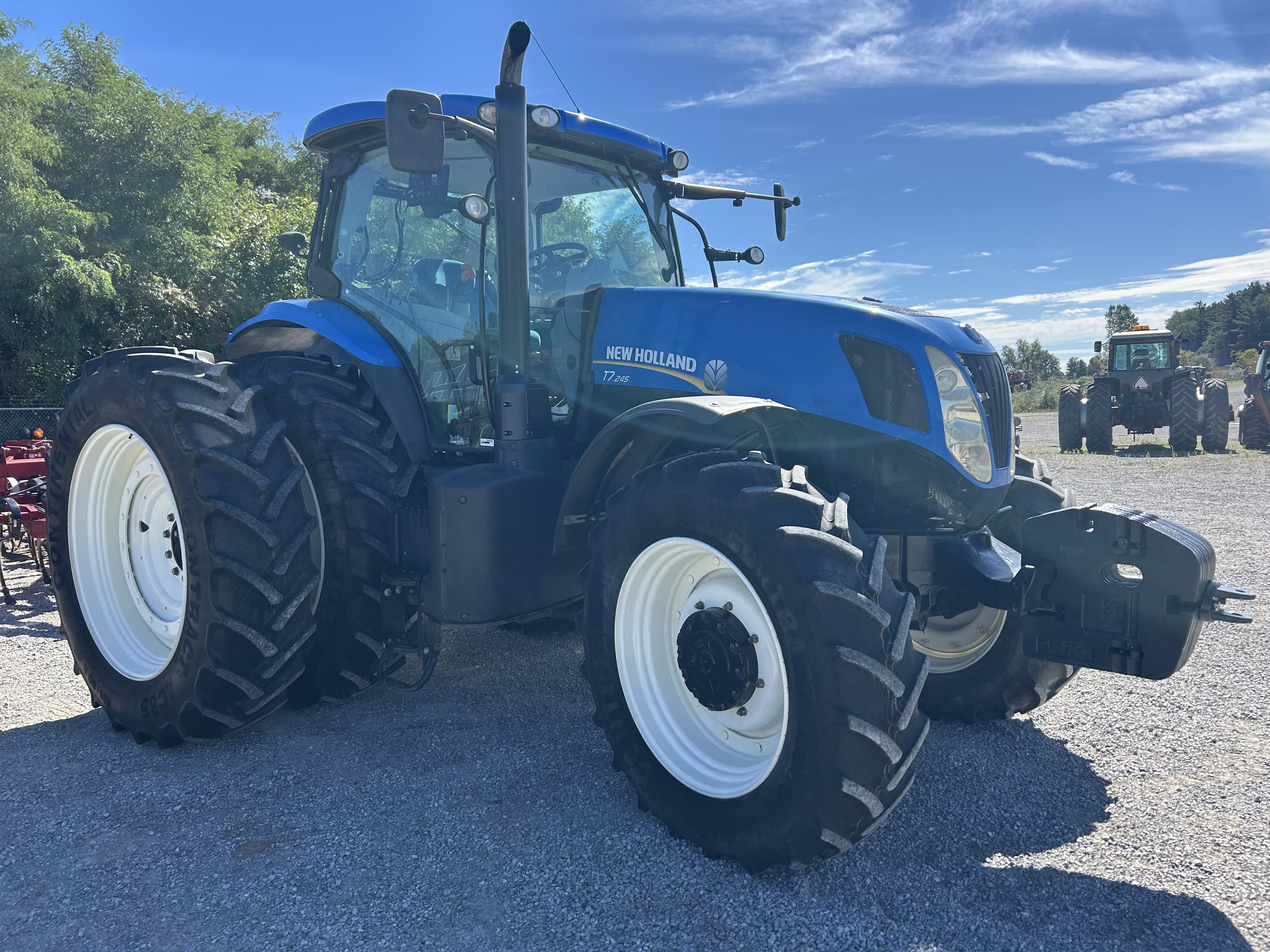 2014 NEW HOLLAND T7.245 TRACTOR