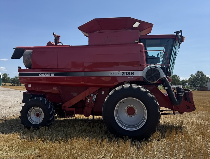 1997 CASE IH 2188 COMBINE PACKAGE WITH FLEX HEAD