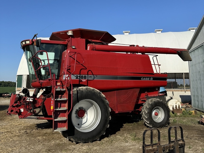 1997 CASE IH 2188 COMBINE PACKAGE WITH FLEX HEAD